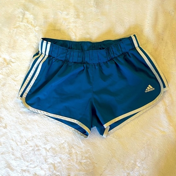 adidas Pants - 𝅺Addias AKTIV walking shorts size 4 excellent condition color teal and white